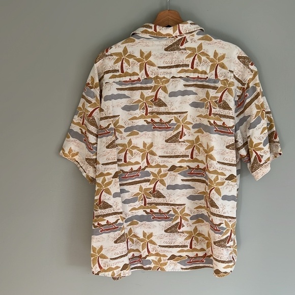 Woolrich Men’s Premium Hawaiian Short Sleeve Button Down Shirt - XL - Picture 2 of 7